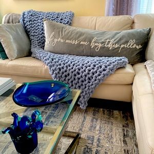 Queen-Size Handmade Sky Blue Chunky Knit Blanket 💙